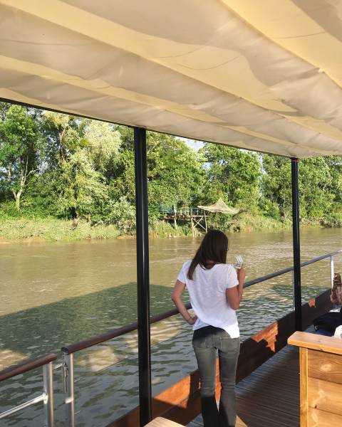 bateau bordeaux croisière iles garonne diner déjeuner carrelet