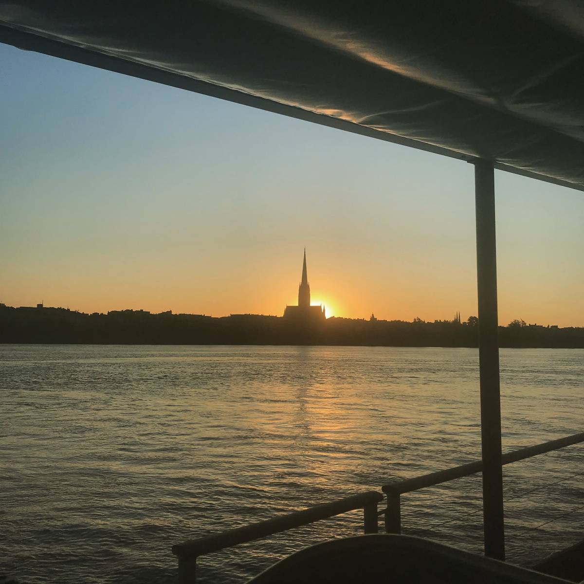 FAQ baalde en bateau à bordeaux pour croisiere les informations et questions réponses