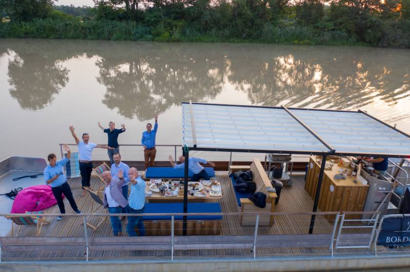 bateau bordeaux croisière balade amis repas