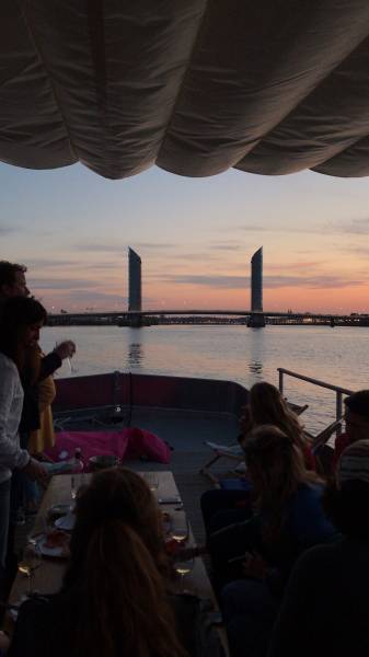 Balade en bateau à Bordeaux