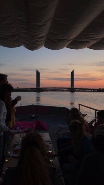 Visite des ponts bordelais en bateau à Bordeaux en Gironde