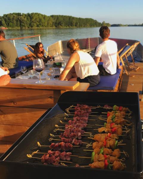 bateau bordeaux plancha garonne