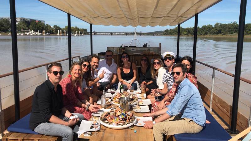 Activité originale a faire entre amis ou en famille à Bordeaux sur un bateau
